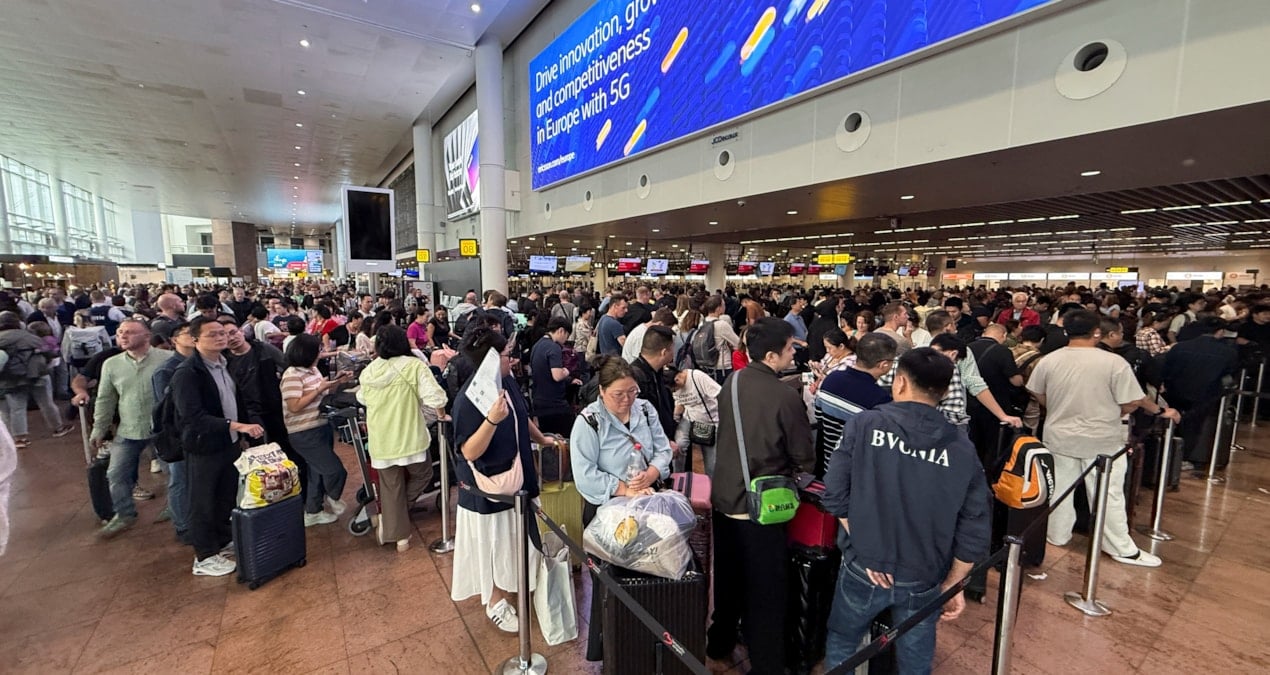 avrupada ucuslar durma noktasina geldi havalimani sistemlerine hackerlar saldirdi QAYPLvhI