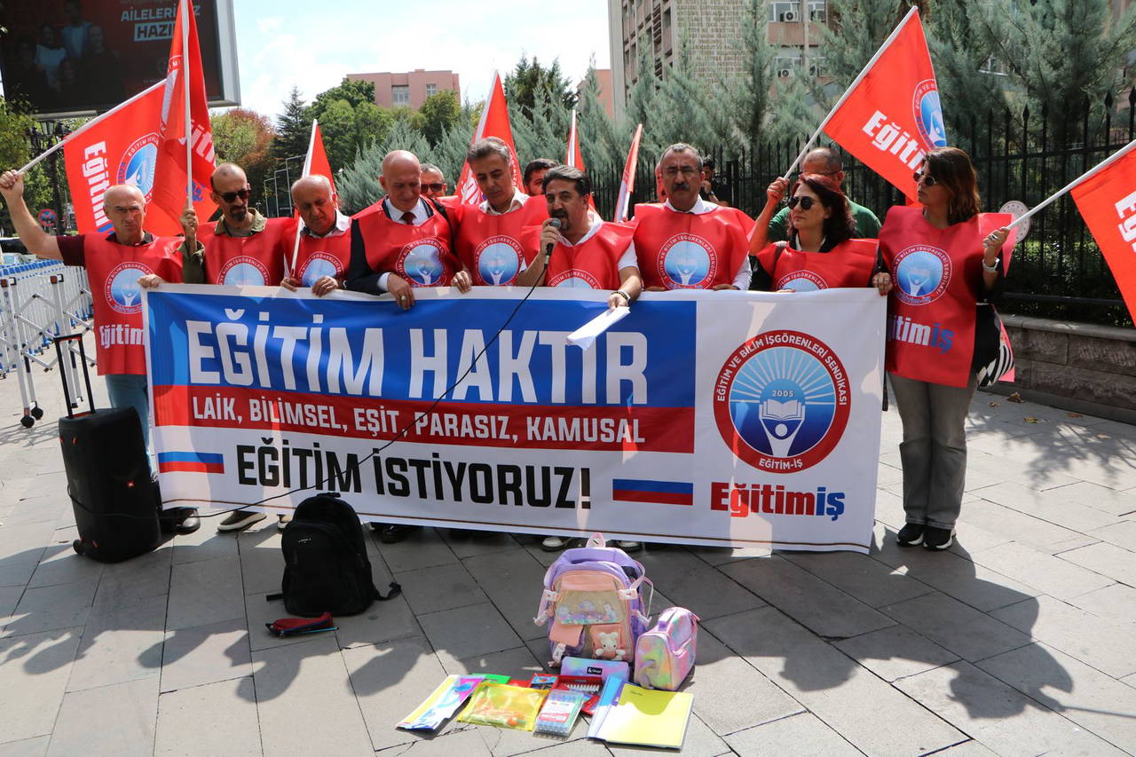 egitim isten egitim pahaliligina tepki egitim hakki ailenin cuzdanina bagli hale getirildi FP5xCeaa