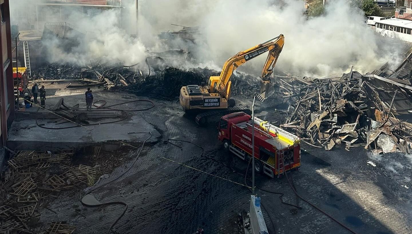 konyada silah fabrikasinda korkutan yangin tI16DXjs