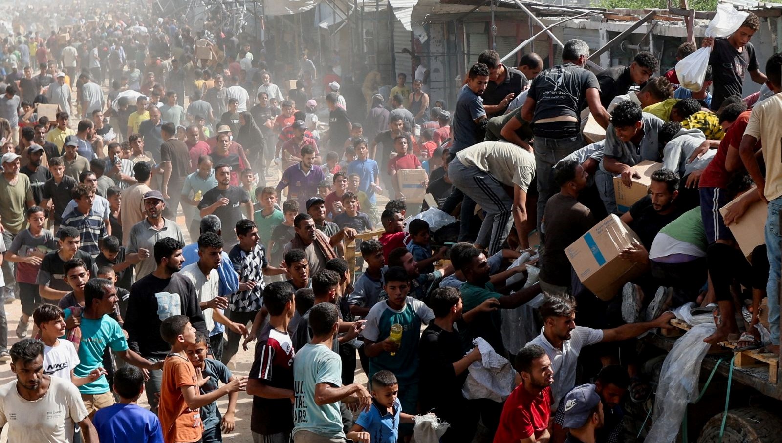 ateskes sonrasi yardim tirlari gazzeye ulasti mi msQMqYY1.jpg