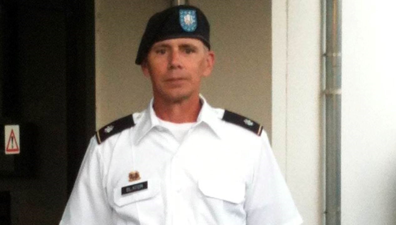 gizli bilgileri arkadaslik sitesinde paylasan emekli subaya 6 yil hapis lJ5qaCWd