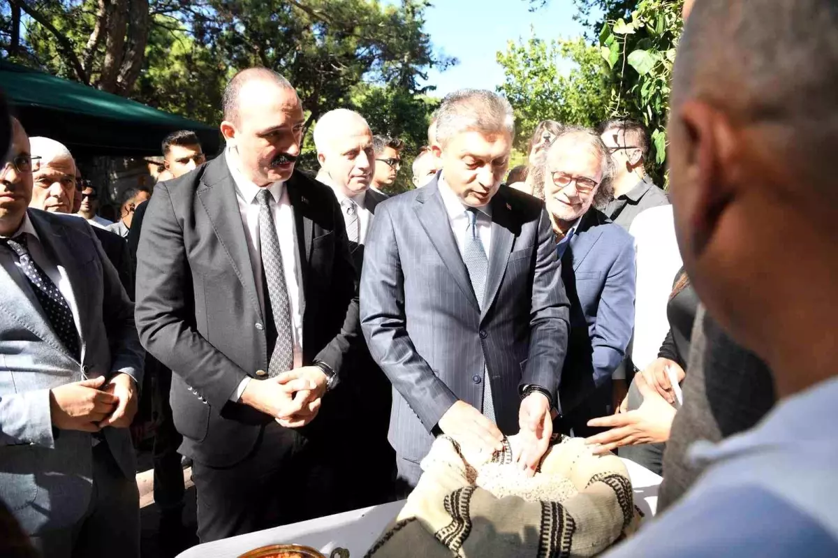 konyaaltinda yoresel urunlerin cografi isaret tanitimi yapildi zPlDgsD7