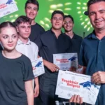 Manisa buyuksehir konservatuvarindan sanat dolu yil sonu gecesi sZTyD77Z