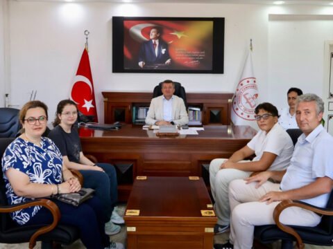 Mudur simsek lgsde dereceye giren ogrencileri makaminda agirladi rA9N671l